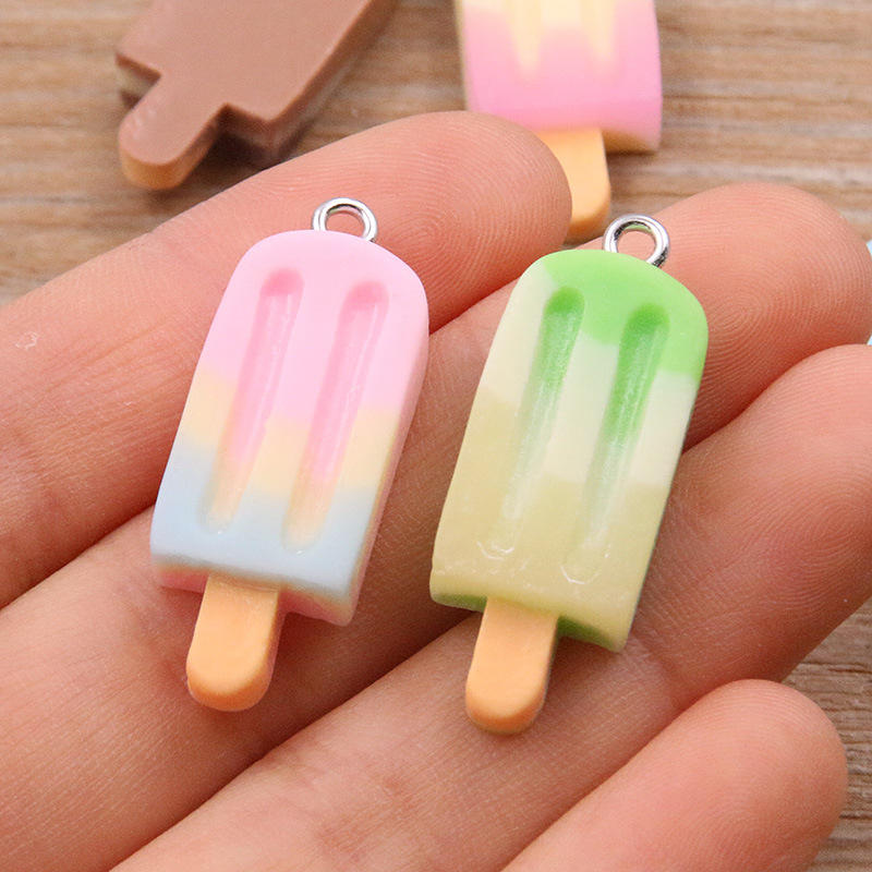 6 Breloques en résine dégradée - Resin Art Accessories avis et prix